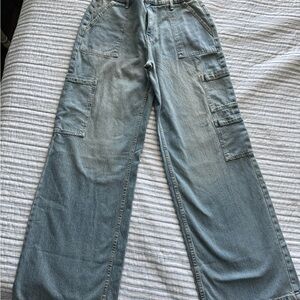 Womans baggy cargo jeans size 8/10